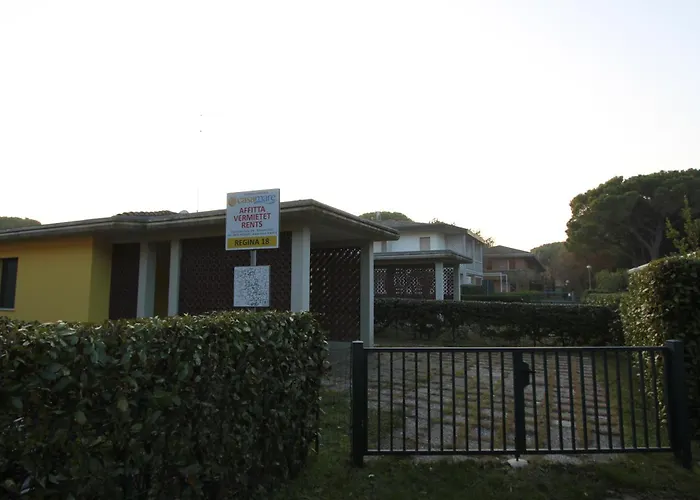 Regina Villa *